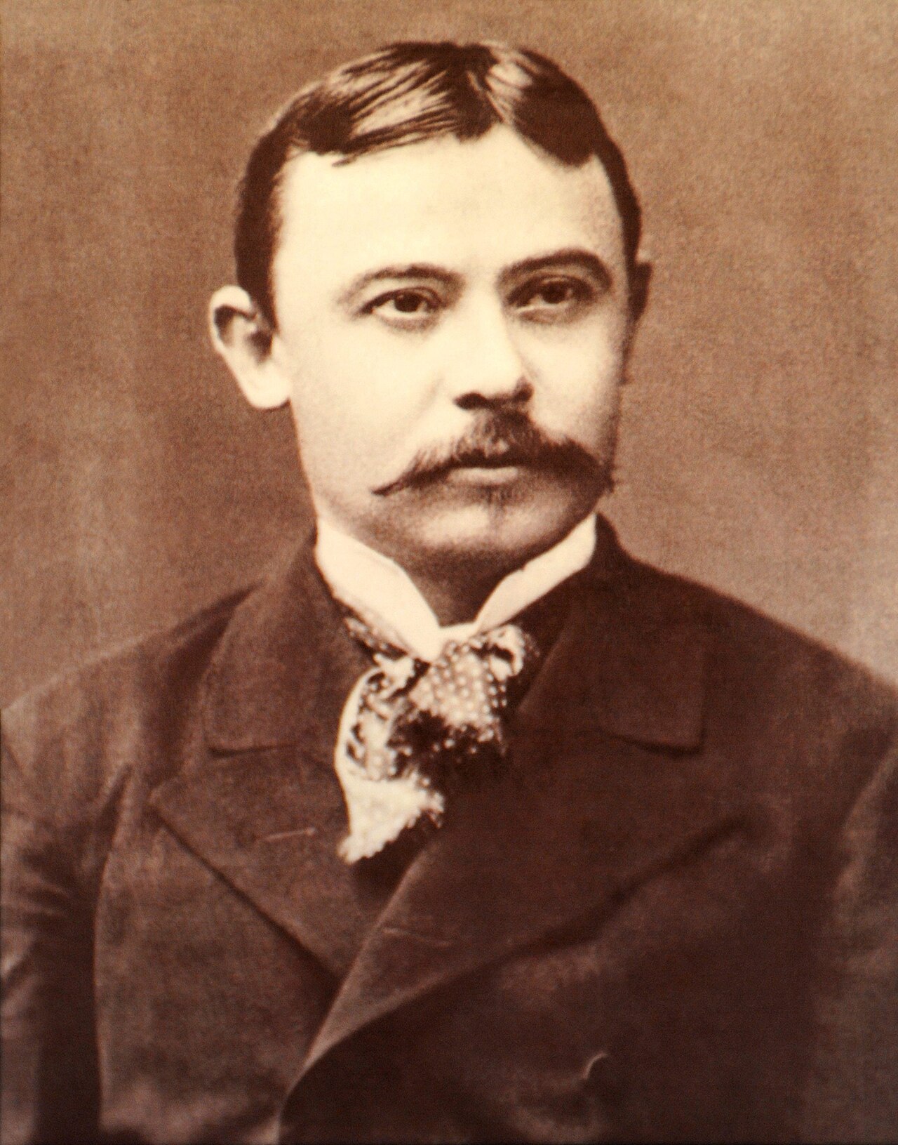 Mikszáth Kálmán portréja (Koller Károly, 1880 körül) — Károly Koller