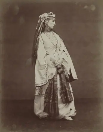 Sarah Bernhardt in "Zaire" by Voltaire — Étienne Carjat